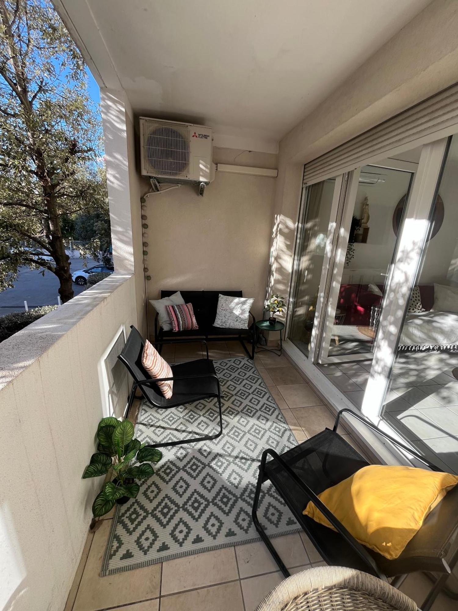 Joli Appart / Parking / Clim / Wifi Montpellier Luaran gambar